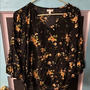 Maurices Floral Black and Yellow Women's Top Large
